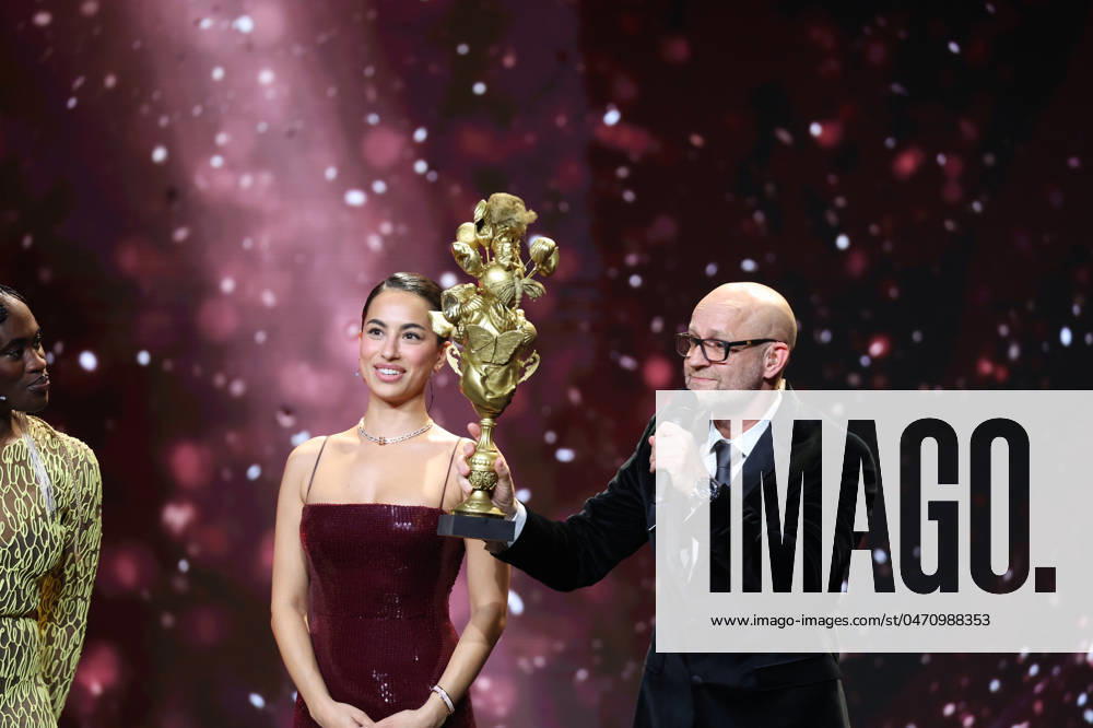 Deutscher Filmpreis 2024 Jürgen Vogel und Gizem Emre bei der Verleihung der Lola - Deutscher Filmpreis 2024 im Theater am Potsdamer Platz in Berlin 03.05.2024