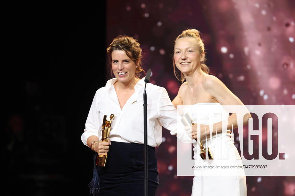 Deutscher Filmpreis 2024 BESTES MASKENBILD Alisza Pfeifer, Christina Baier · GIRL YOU KNOW ITS TRUE bei der Verleihung der Lola - Deutscher Filmpreis 2024 im Theater am Potsdamer Platz in Berlin 03.05.2024