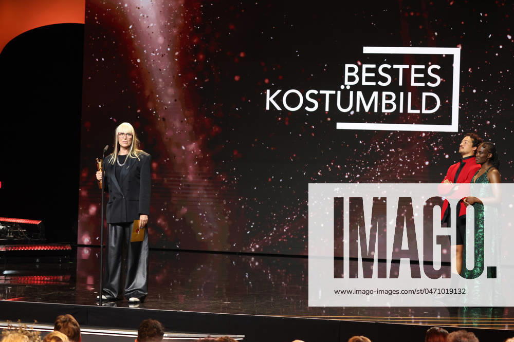 Deutscher Filmpreis 2024 BESTES KOSTÜMBILD Ingken Benesch · GIRL YOU KNOW ITS TRUE bei der Verleihung der Lola - Deutscher Filmpreis 2024 im Theater am Potsdamer Platz in Berlin 03.05.2024