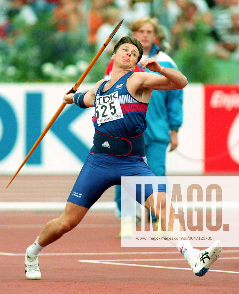 Athletics, World Athletics Championships: Silver medalist in javelin Steve Backley of Great Britain at The World Athletics Championships on August 13, 1995 in Goteborg, Sweden. BILDBYRAN