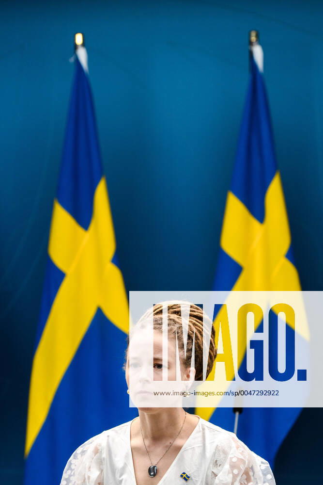 Amanda Lind, Swedish minister of and Culture, during a press conference, PK, Pressekonferenz regarding the Swedish premier football league Allsvenskan and the delayed start to its 2020 regular season due to the coronavirus pandemic Covid-19, on May 29, 2020 in Stockholm. Photo: Simon Hastegard BILDBYRAN 180214 bbeng presskonferens regeringen politik corona virus coronaviruset covid-19 press conference coronavirus allsvenskan 2020 seriestart