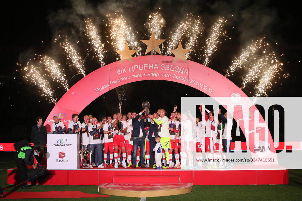 KW25 TEAM of Crvena zvezda celebrates winning of national championship against Proleter Novi sad at Rajko Mitic stadium, Belgrade 20.06.2020 MarkoxMetlas