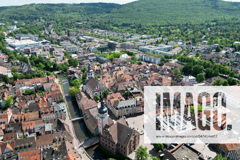 News Wirtschaft Reise, Ettlingen, emwirt v.l. Ettlingen Stadt Altstadt Kernstadt Rathaus Marktplatz Alb Albtal Ettlingen