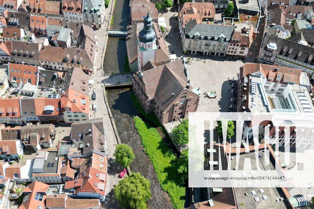 News Wirtschaft Reise, Ettlingen, emwirt v.l. Ettlingen Stadt Altstadt Kernstadt Rathaus Marktplatz Alb Ettlingen