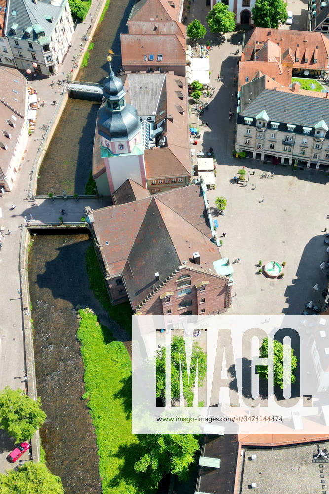 News Wirtschaft Reise, Ettlingen, emwirt v.l. Ettlingen Stadt Altstadt Kernstadt Rathaus Marktplatz Alb Ettlingen