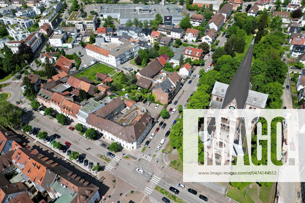 News Wirtschaft Reise, Ettlingen, emwirt v.l. Ettlingen Stadt Altstadt Kernstadt Herz Jesu Kirche Pforzheimer Straße Ettlingen