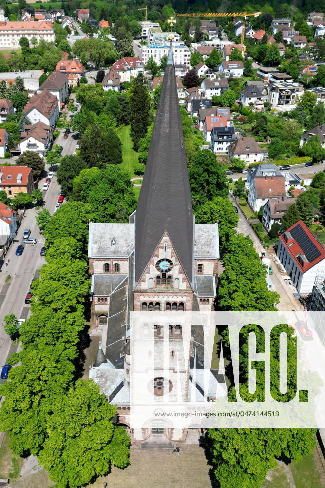 News Wirtschaft Reise, Ettlingen, emwirt v.l. Ettlingen Stadt Altstadt Kernstadt Herz Jesu Kirche Pforzheimer Straße Ettlingen