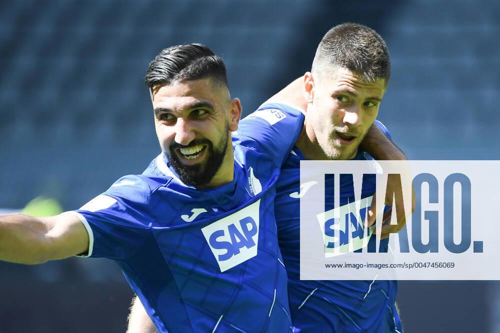 KW26 1. Fussball Bundesliga, Bosussia Dortmund - TSG 1899 Hoffenheim, Geisterspiel 27.06.2020, 1.Fussball Bundesliga, Borussia Dortmund - TSG 1899 Hoffenheim, empor. v.l.n.r, Jubel zum 0:4 fuer Hoffenheim durch Andrej Kramaric (TSG 1899 Hoffenheim) mit Munas Dabbur (TSG 1899 Hoffenheim) Foto: Sascha Meiser APF Pool Nur für journalistische Zwecke! Only for editorial use! Nutzungsbedingungen: http: poolbilder.de nutzungsvereinbarung.pdf