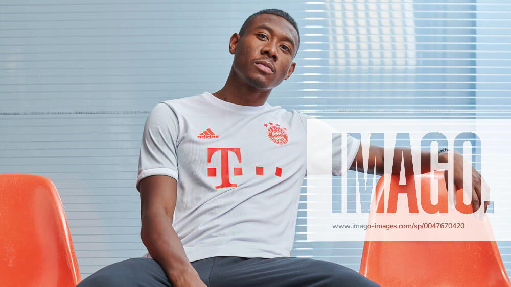 KW30 FC Bayern München Präsentation - Auswärtstrikot der Saison 2020 2021 - David Alaba