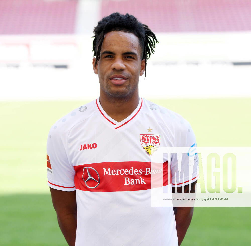FUSSBALL 1. BUNDESLIGA SAISON 2020 2021 10.08.2020 Fototermin beim VfB Stuttgart Daniel Didavi; VfB Stuttgart