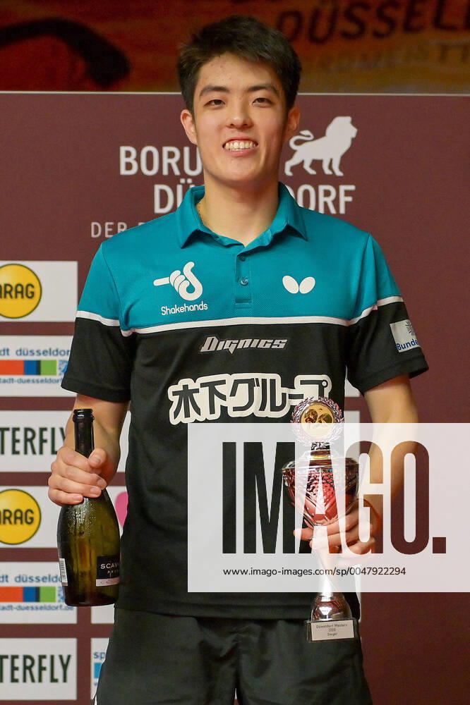 KW34 TT Düsseldorf Masters - Finaltag - am 23.08.2020 im ARAG CenterCourt in Düsseldorf Sieger Dang Qiu ( Grünwettersbach )