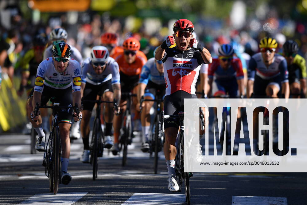 Bilder des Jahres 2020, Sport 08 August Australian Caleb Ewan of Lotto Soudal celebrates after winning the sprint at the finish of the third stage of the 107th edition of the Tour de France cycling race, 198km from Nice to Sisteron, in France, Monday 31 August 2020. This year s Tour de France was postponed due to the worldwide Covid-19 pandemic. The 2020 race starts in Nice on Saturday 29 August and ends on 20 September. DAVIDxSTOCKMAN x2535928x