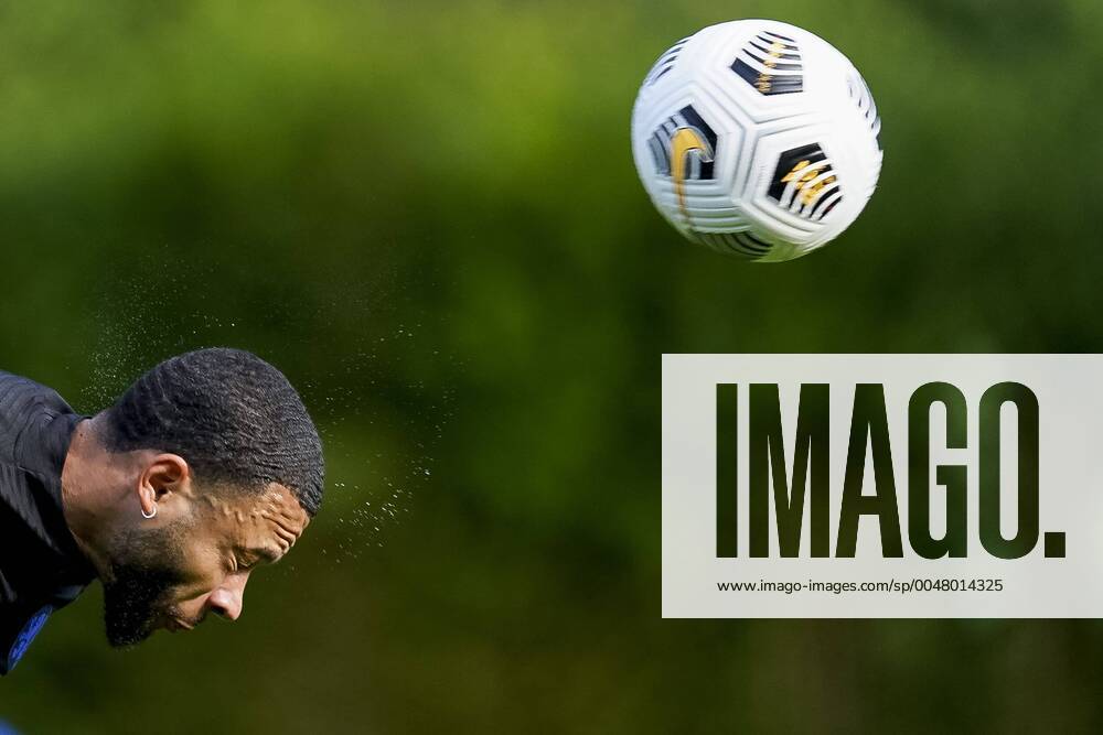 Bilder des Jahres 2020, Sport 08 August ZEIST, training Dutch team, Netherlands team, Nederlands Elftal, football, season 2020-2021, 31-08-2020, KNVB Campus, Memphis Depay training Netherlands x9058673x