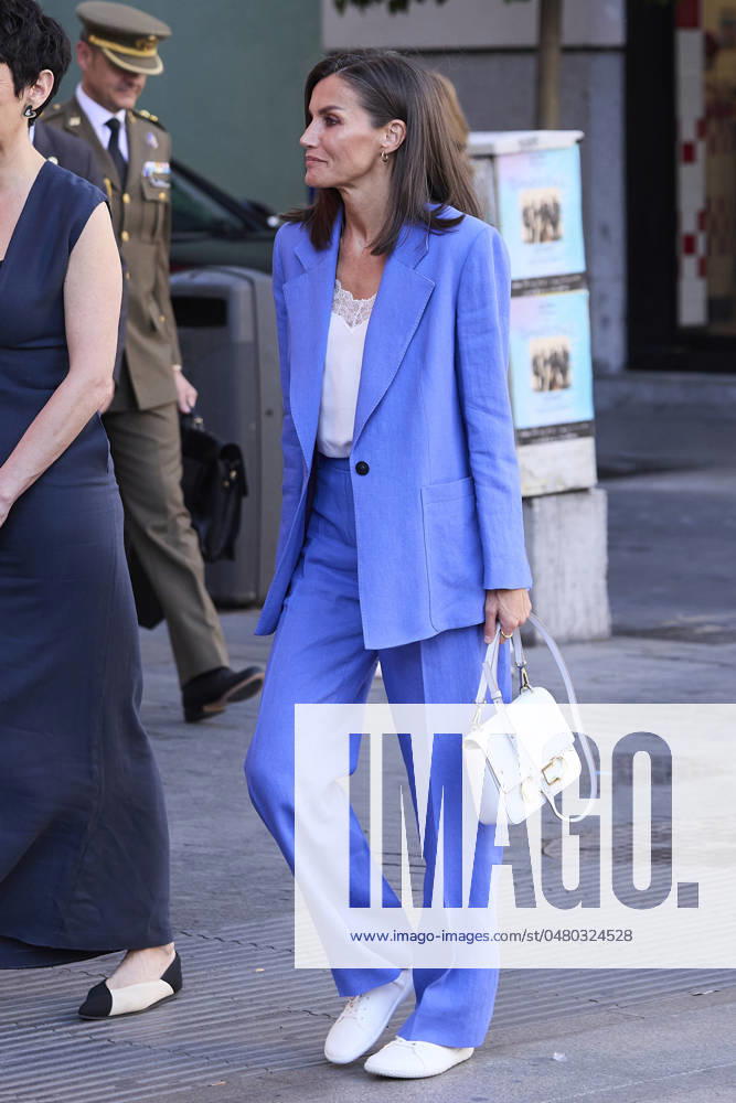 QUEEN LETIZIA of Spain arrives at the premiere of the documentary Science of Women of Africa at the Palacio de la Prensa cinema Madrid Spain - ZUMAc260 20240523_zep_c260_021