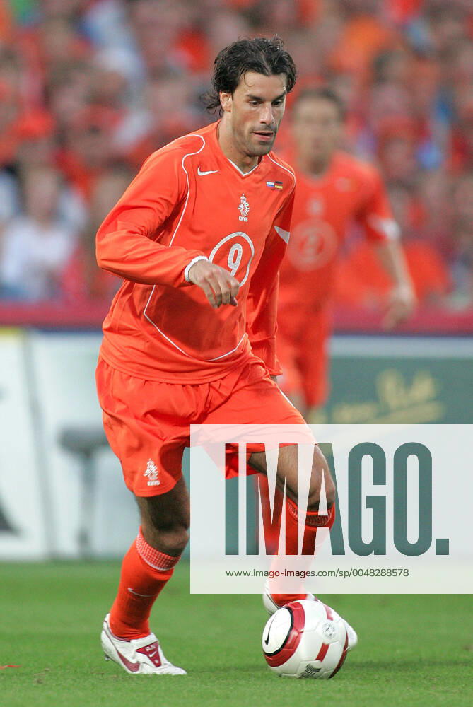 Ruud Van Nistelrooy Holland & Manchester United, ManU FC Holland V Germany Rotterdam,Holland 17 August 2005