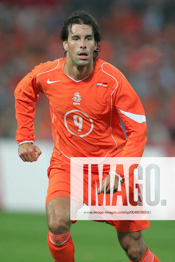 Ruud Van Nistelrooy Holland & Manchester United, ManU FC Holland V Germany Rotterdam,Holland 17 August 2005