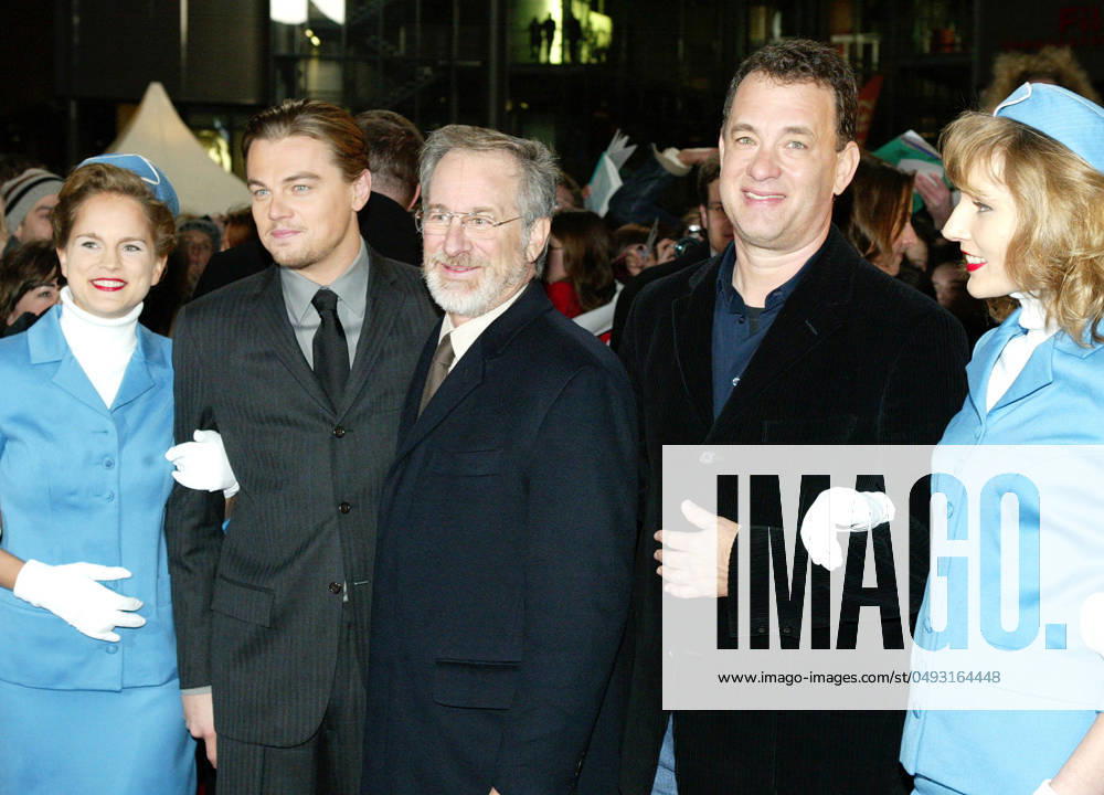 Steven Spielberg, Tom Hanks and Leonardo DiCaprio at the German premiere of Catch me if you can. Berlin, 26 1 03. FAMOUS