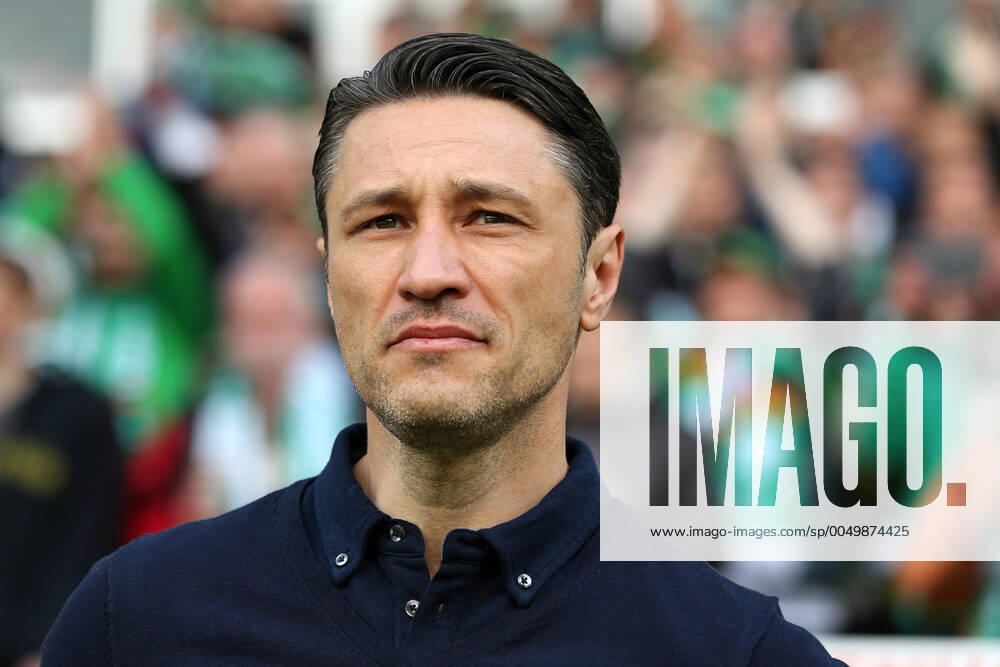Bremen, Deutschland 14. Mai 2016: 1. BL - 15 16 - SV Werder Bremen vs. Eintracht Frankfurt Trainer Niko Kovac (Eintracht Frankfurt) nachdenklich grübelnd gruebelnd Mimik starker Gesichtsausdruck Emotion . Aktion . Einzelbild . quer, querformat 1. BL - 15 16 - SV Werder Bremen vs. Eintracht Frankfurt