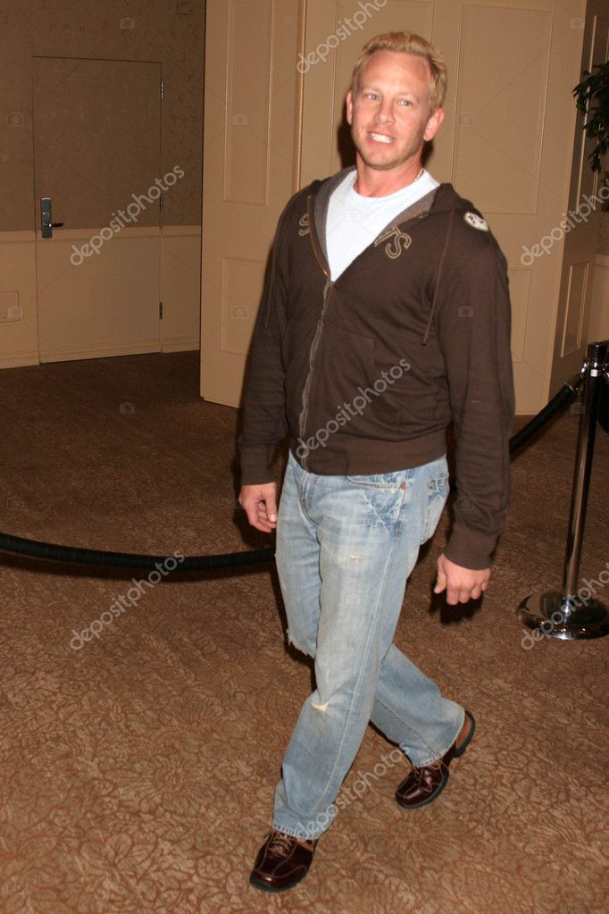 Ian Ziering at the "Beverly Hills 90210" and "Melrose Place" First Season DVD Launch. Beverly Hilton Hotel, Beverly Hills, CA. 11-03-06