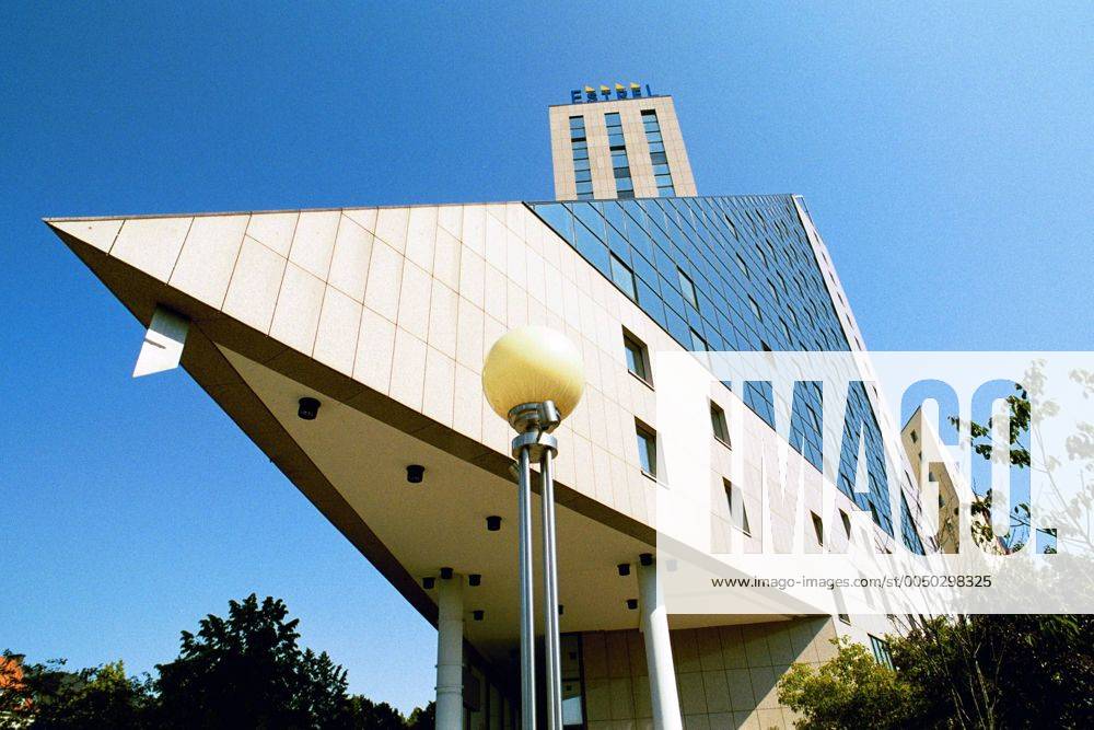 Estrel Hotel & Convention Center in der Sonnenallee - Berlin-Neukölln