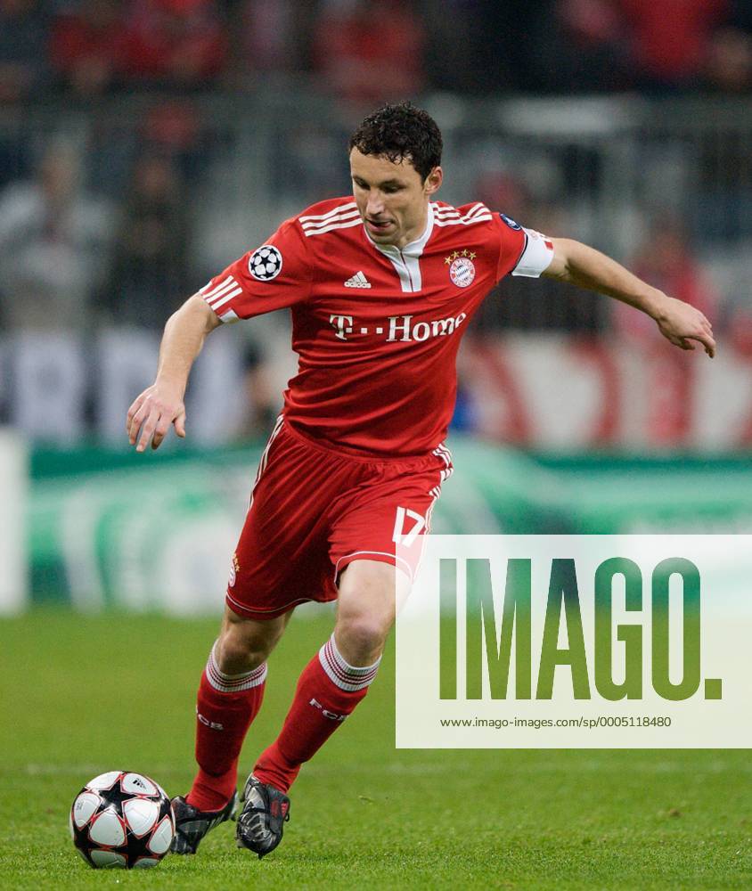 Mark VAN BOMMEL (FC Bayern München).