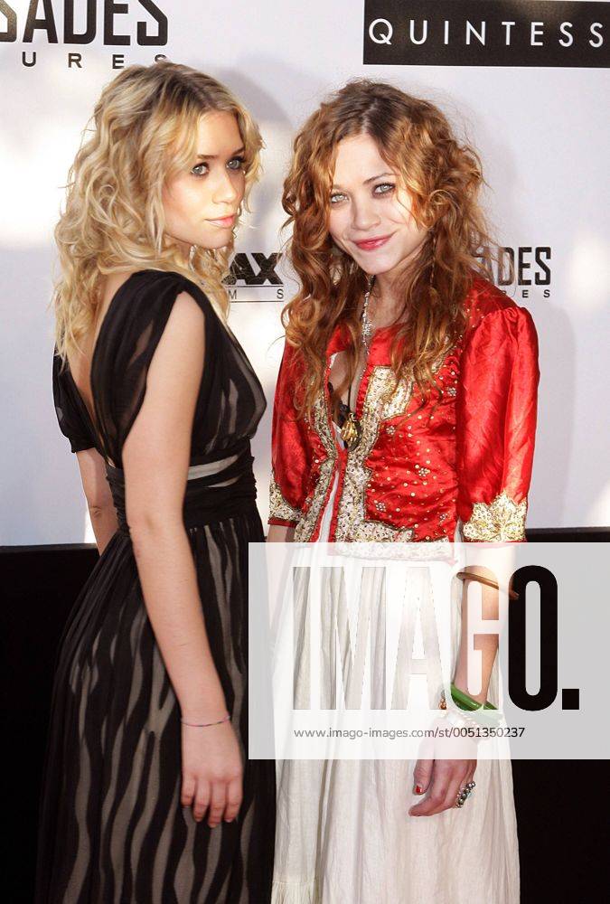 Zwillinge Ashley (li.) und Mary-Kate Olsen (beide USA) anlässlich der - Amfar Aids Benefit Party - während der 58. Internationalen Filmfestspiele in Cannes - (can2005051908)