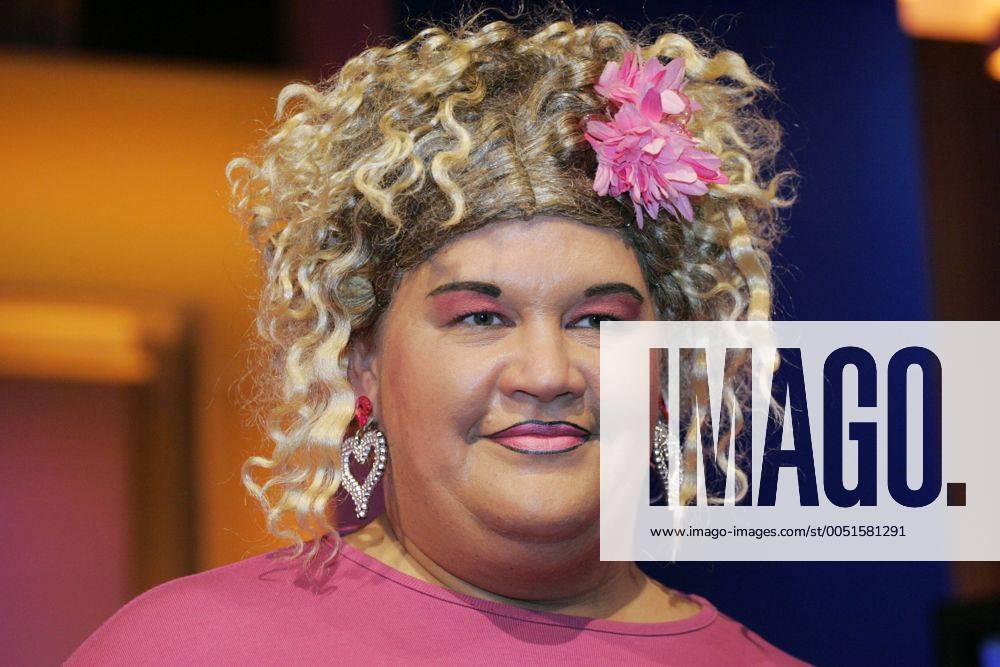 Comedian Cindy aus Marzahn (GER) anlässlich der Sat1-Fernsehshow - Wer zuletzt lacht...! - in Berlin