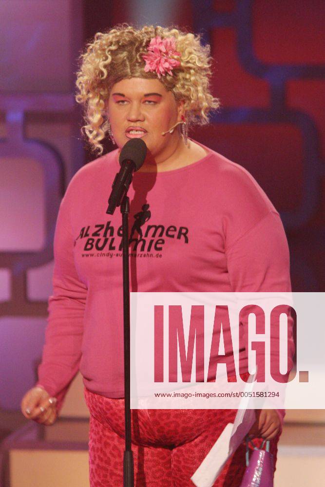 Comedian Cindy aus Marzahn (GER) anlässlich der Sat1-Fernsehshow - Wer zuletzt lacht...! - in Berlin