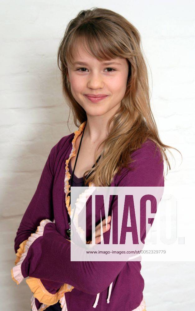Schauspielerin Laura Gabriel anlässlich eines Fotoshootings zur TV-Serie - Die Pfefferkörner - in Hamburg