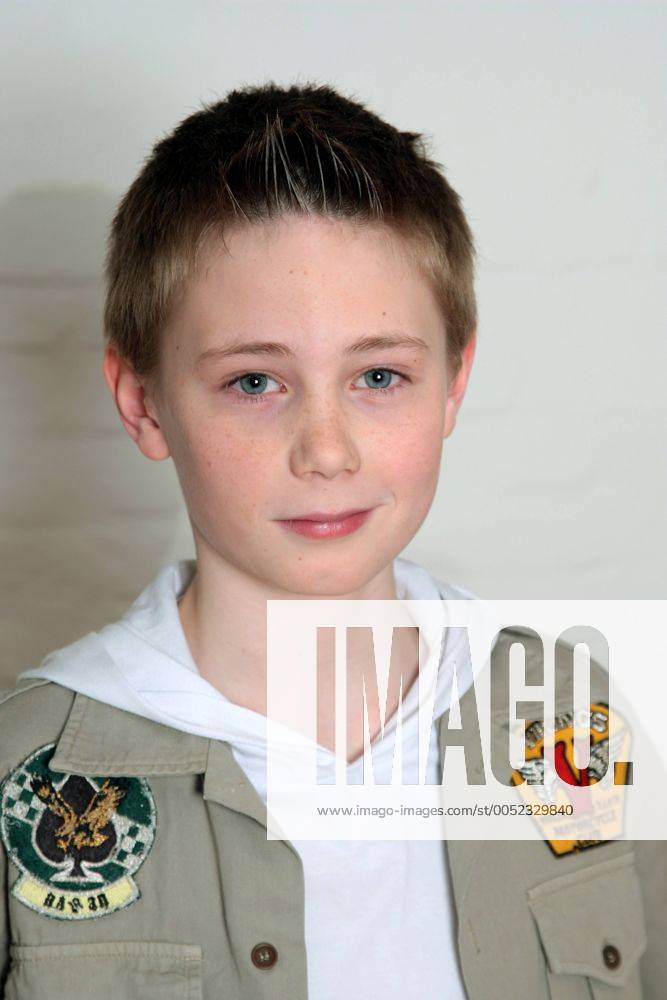 Schauspieler Moritz Glaser anlässlich eines Fotoshootings zur TV-Serie - Die Pfefferkörner - in Hamburg