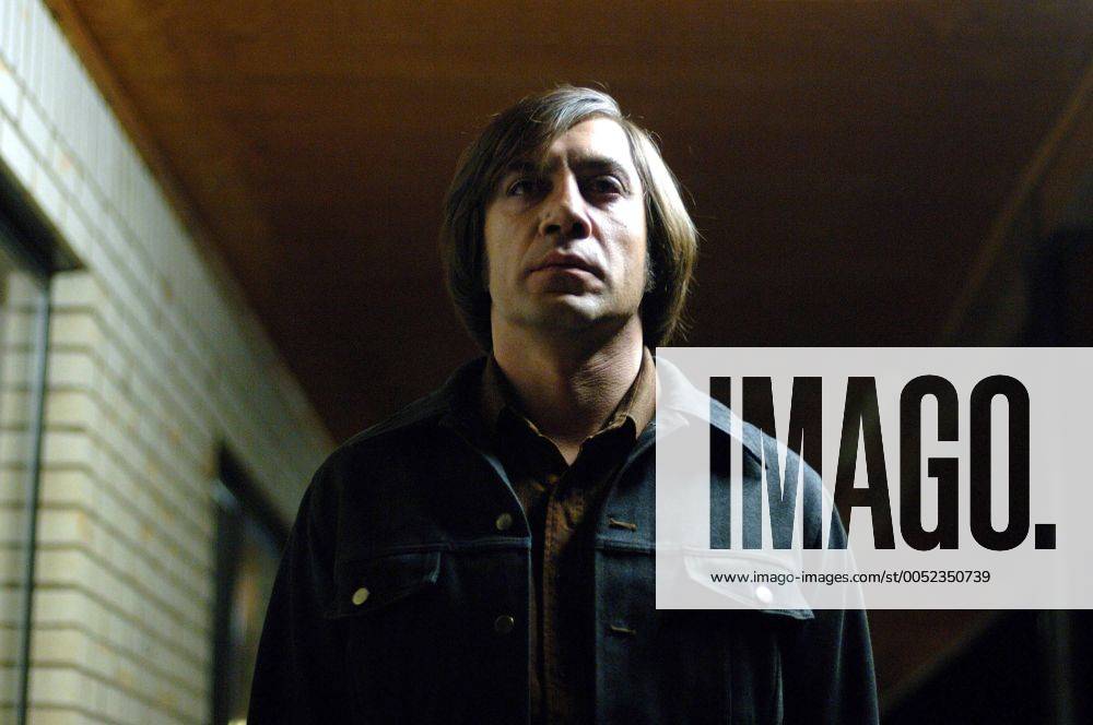 OSCARS. Bester Nebendarsteller. Preisträger 2001-2010 Schauspieler Javier Bardem in einer Filmszene aus - No Country for Old Men - (Warner Bros.) anlässlich der Bekanntgabe der Nominierung in der Kategorie - Beste männliche Nebenrolle - für den Oscar 2008 in Hollywood - ACHTUNG: NUTZUNG NUR BEI FILMTITEL-NENNUNG! - (LAP2008012228)