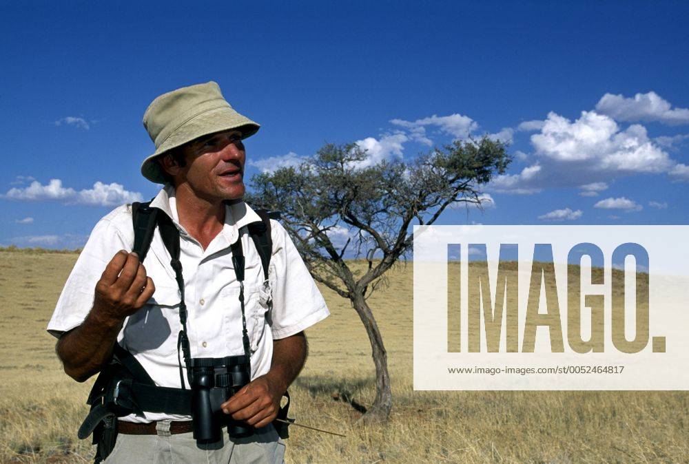Touristenführer im Namib Rand Nature Reserve - Namibia (iblnex00634901)
