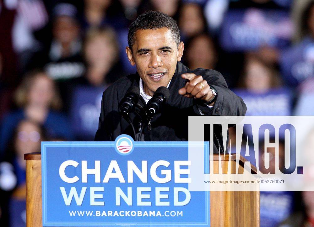 Präsidentschaftskandidat Barack Obama (USA Demokraten) während seiner Abschlusskundgebung im Wahlkampf in Manassas