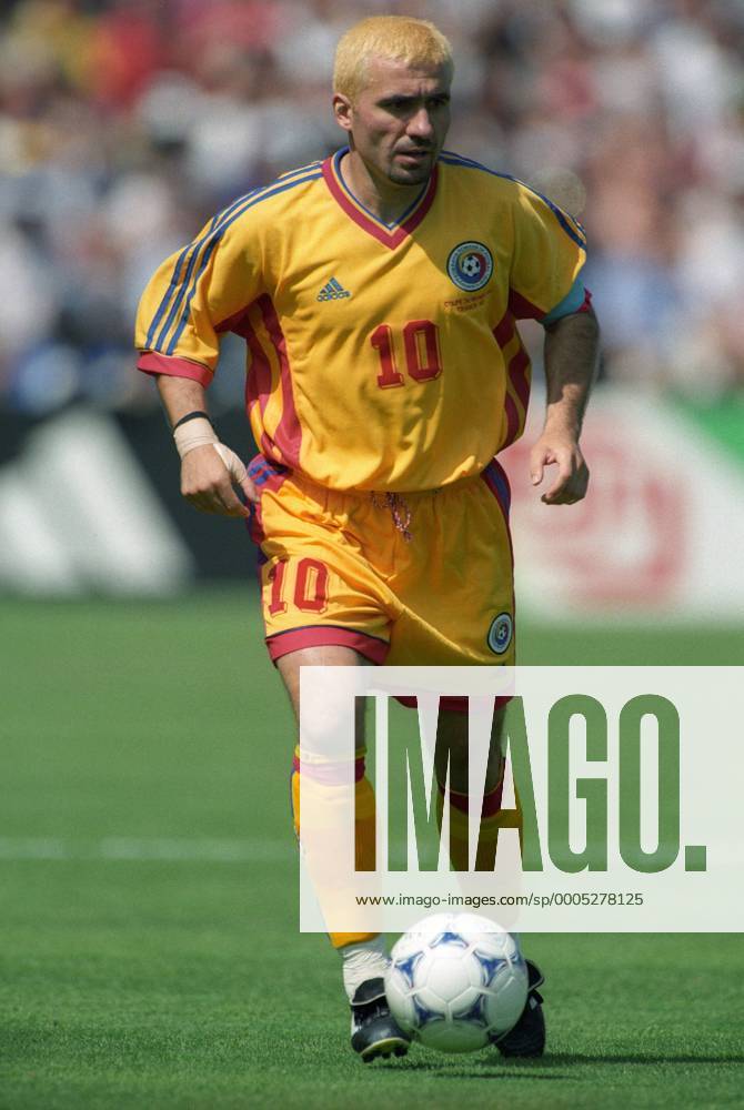 Gheorghe Hagi (Rumänien) Fußball WM Herren WM 1998, Länderspiel Nationalteam Einzelbild Bordeaux
