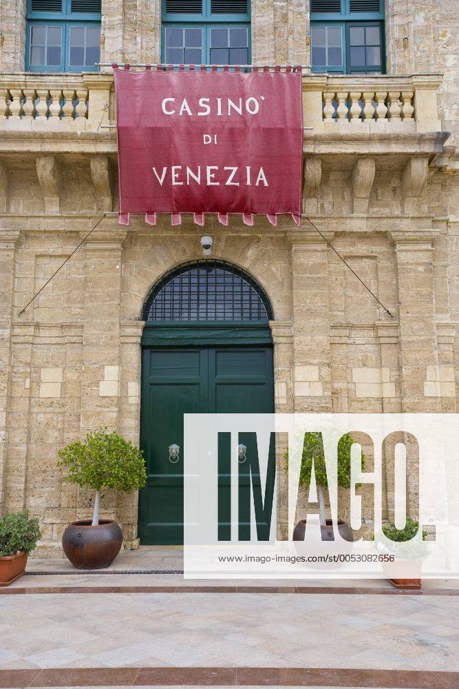Fassade des Casino de Venezia, Vittoriosa, Malta, Europa iblglf00890329