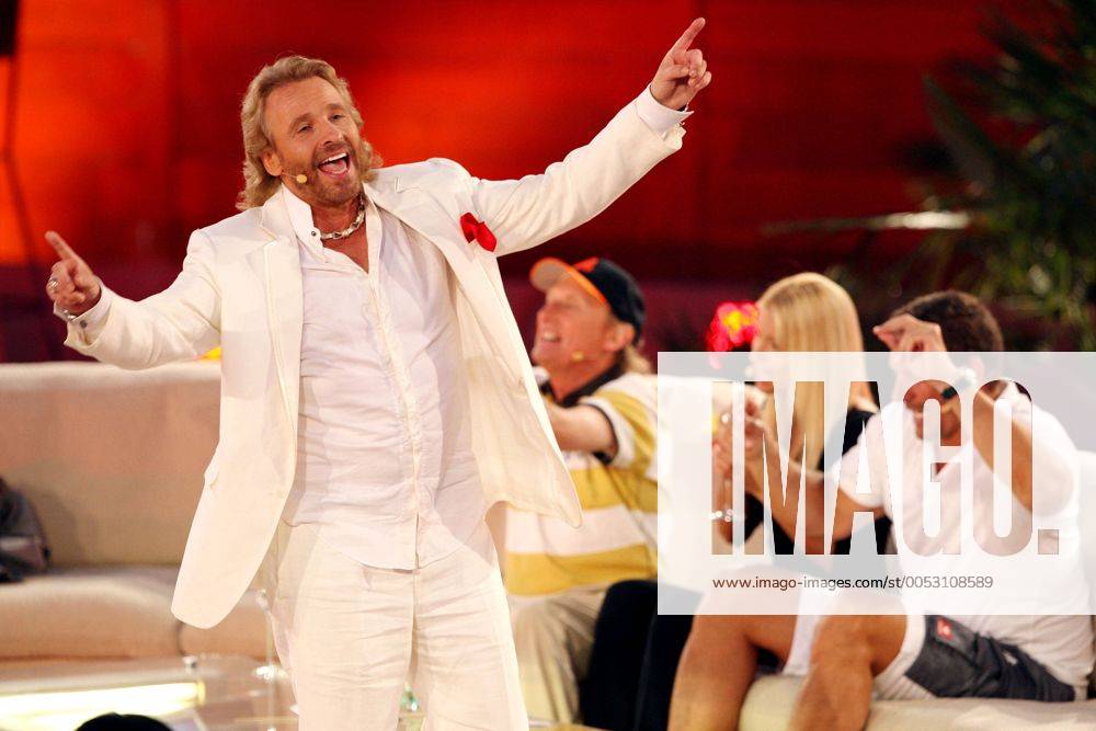 Moderator Thomas Gottschalk während der ZDF-Fernsehsendung - Sommer - Wetten, Dass...? - in Palma de Mallorca