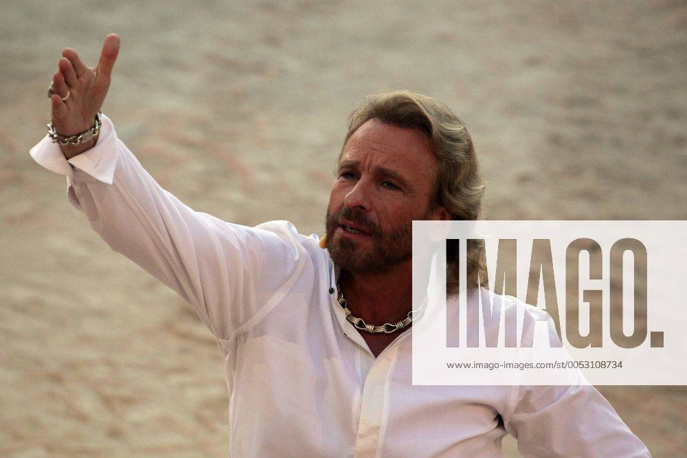 Moderator Thomas Gottschalk während der ZDF-Fernsehsendung - Sommer - Wetten, Dass...? - in Palma de Mallorca
