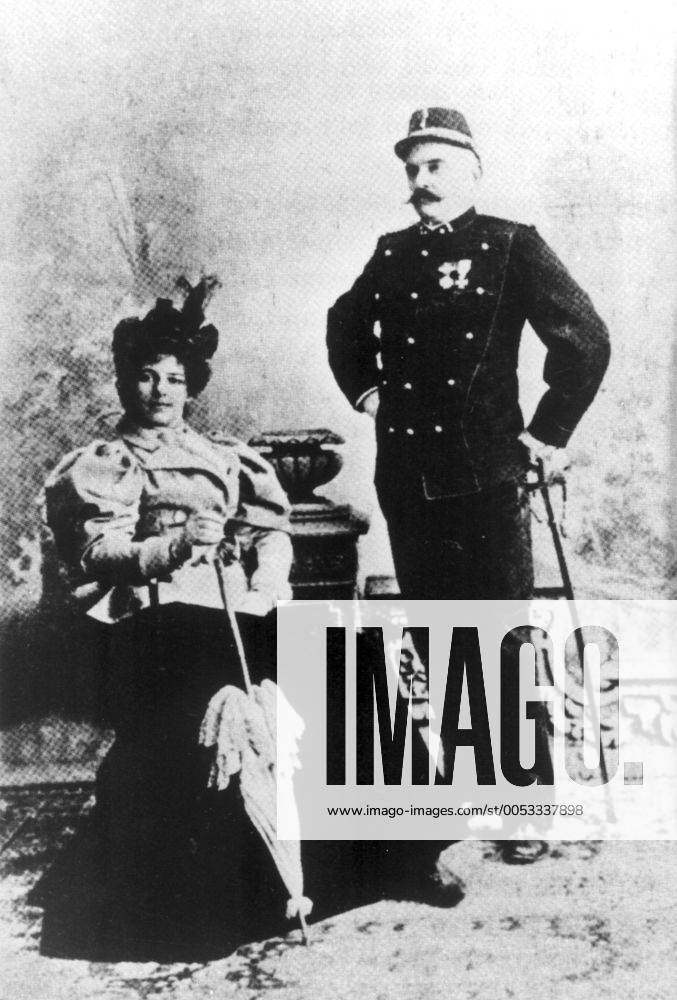 Jan 01, 1900 - Paris, FRANCE - A Dutch exotic dancer and courtesan MATA HARI pictured with her husband, a Dutch naval officer RUDOLF MACLEOD. MATA HARI was the stage name of MARGARETHA GEERTRUIDA ZELLE, who was executed by firing squad for alleged espionage during World War I. The very name of Mata Hari has become synonymous with spying, espionage, intrigue, and sensuality. Paris FRANCE - ZUMAk09