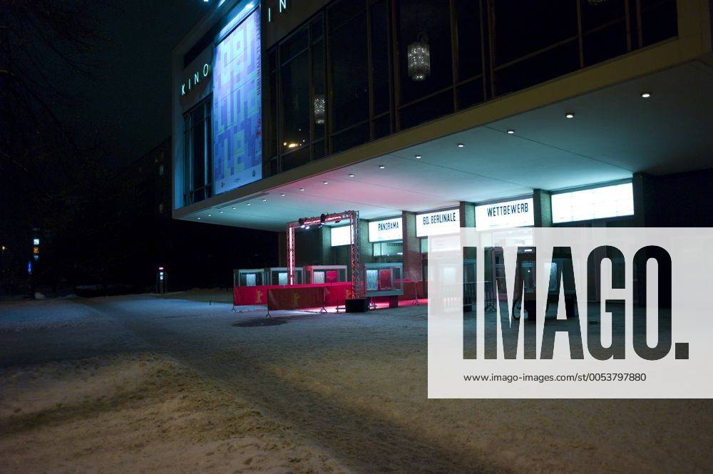 Deutschland, Berlin, Mitte, Karl-Marx-Allee, 60. Berlinale: Kino International