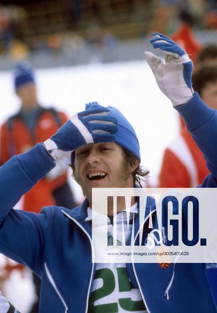 Ulrich Wehling (DDR), Olympiasieger 1980 in Lake Placid Nordische Kombination OS Winter Herren Olympische Spiele 1980, Winterspiele, Ski Nordisch, Skisport Einzelbild Lake Placid Freude,