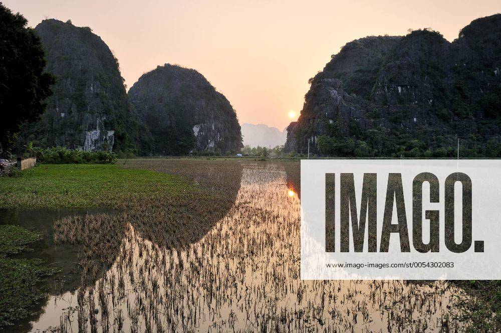 Tam Coc Region, Umgebung von Ninh Binh, trockene Halong Bucht, Vietnam, Südostasien ibxgzs01639882
