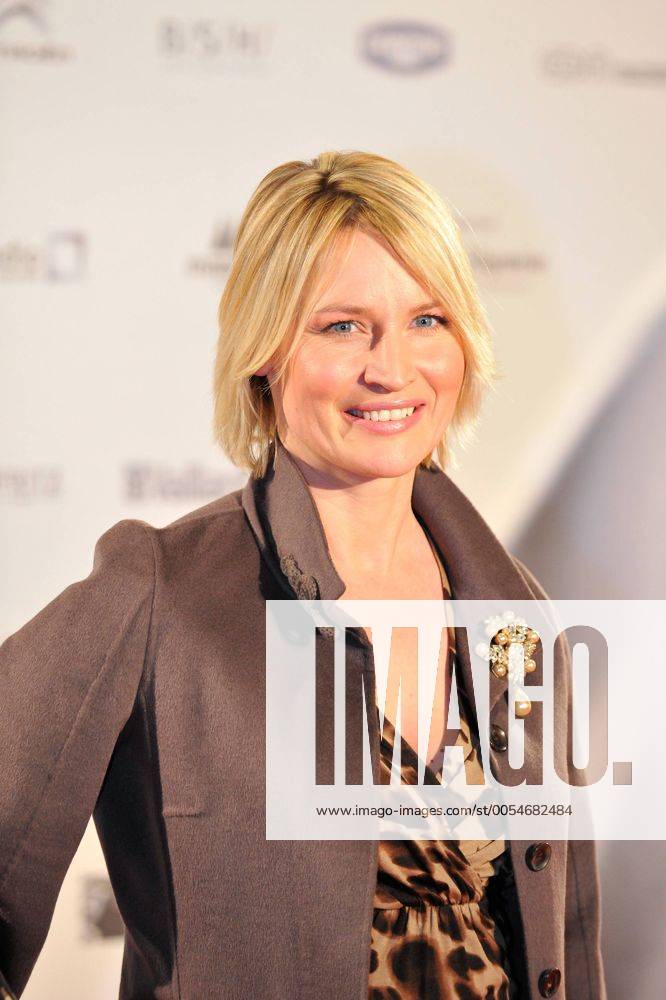 Deutscher Nachhaltigkeitspreis in Düsseldorf - Moderatorin Eve-Maren Büchner zu Gast bei der Gala