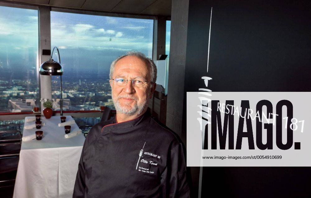 Sternekoch Otto Koch im First-Class-Bereich seines Restaurants 181 im Olympiaturm München