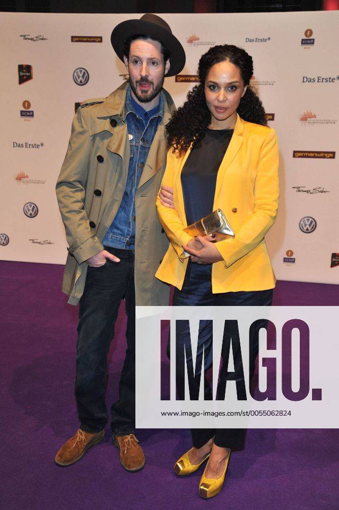 Max Herre und Joy Denalane bei der Verleihung vom Musikpreis Echo in Berlin am 24.03.2011 Echo Verleihung 2011