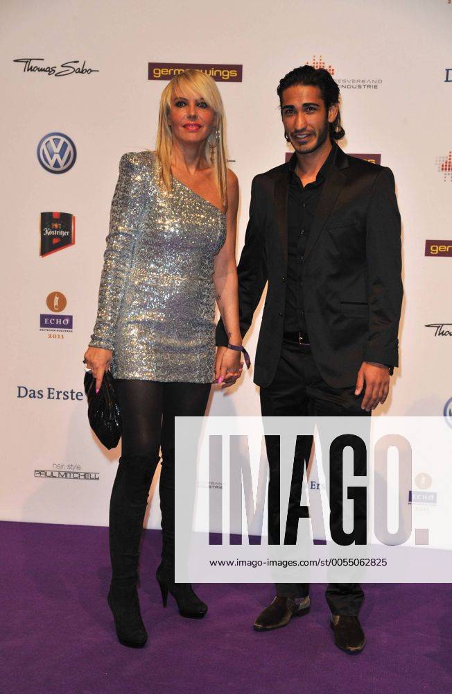 Natascha Ochsenknecht mit ihrem Partner Umut Kekilli bei der Verleihung vom Musikpreis Echo in Berlin am 24.03.2011 Echo Verleihung 2011