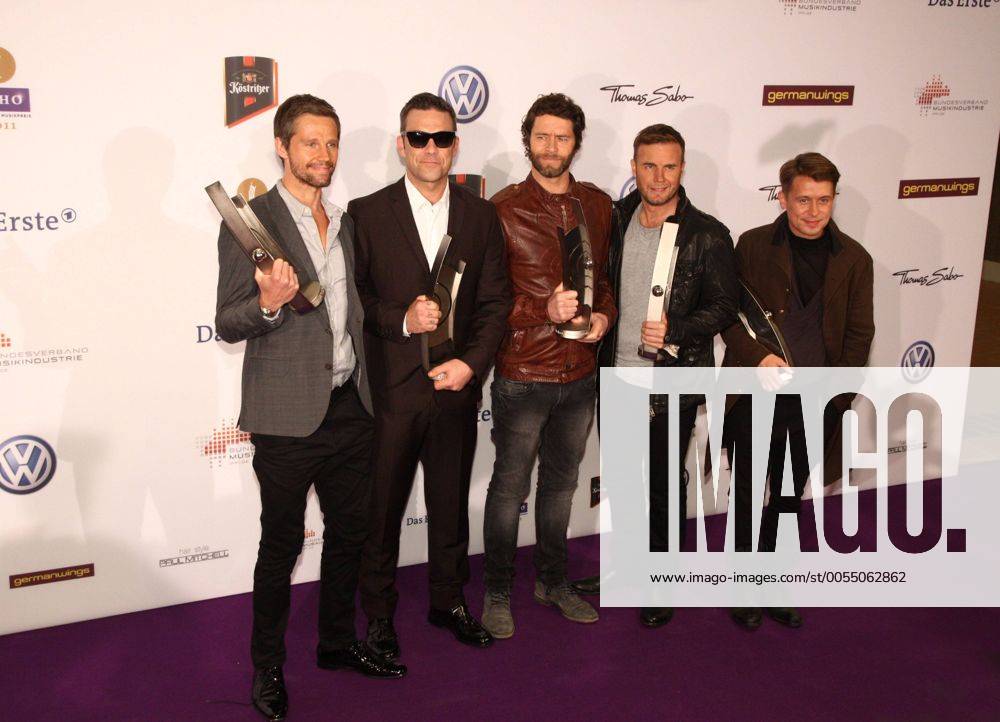 Take That - L-R: Jason Orange, Robbie Williams, Howard Donald, Gary Barlow, Mark Owen, bei der Verleihung vom Musikpreis Echo in Berlin am 24.03.2011 Echo Verleihung 2011