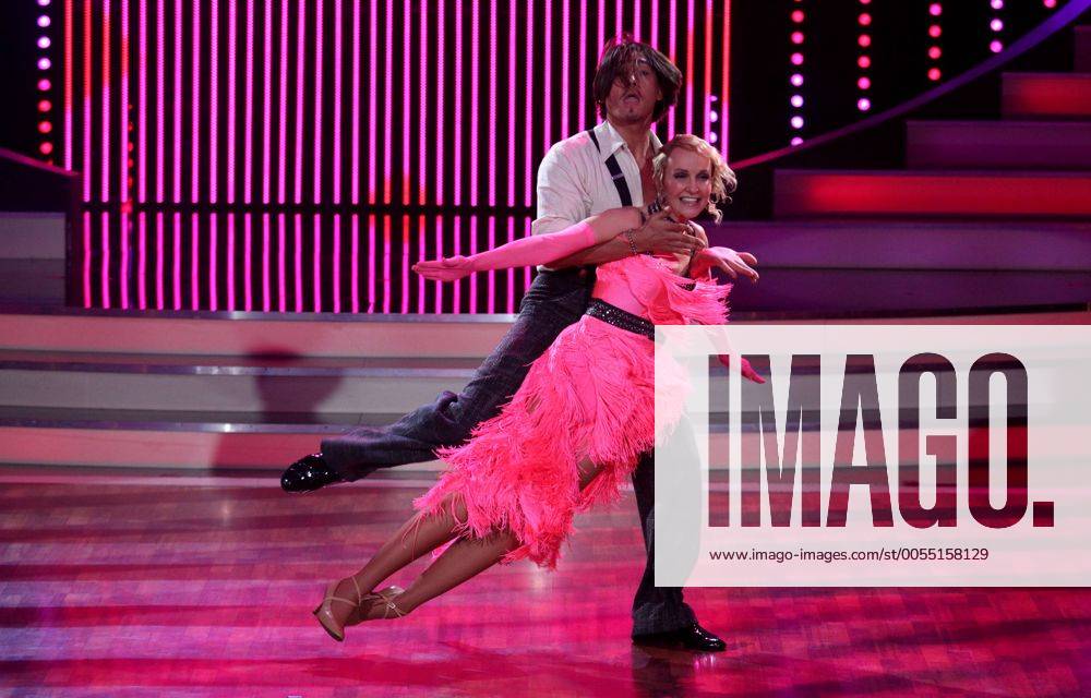 Köln, Deutschland, Let s Dance - Show 2, Kristina Bach und Erich Klann
