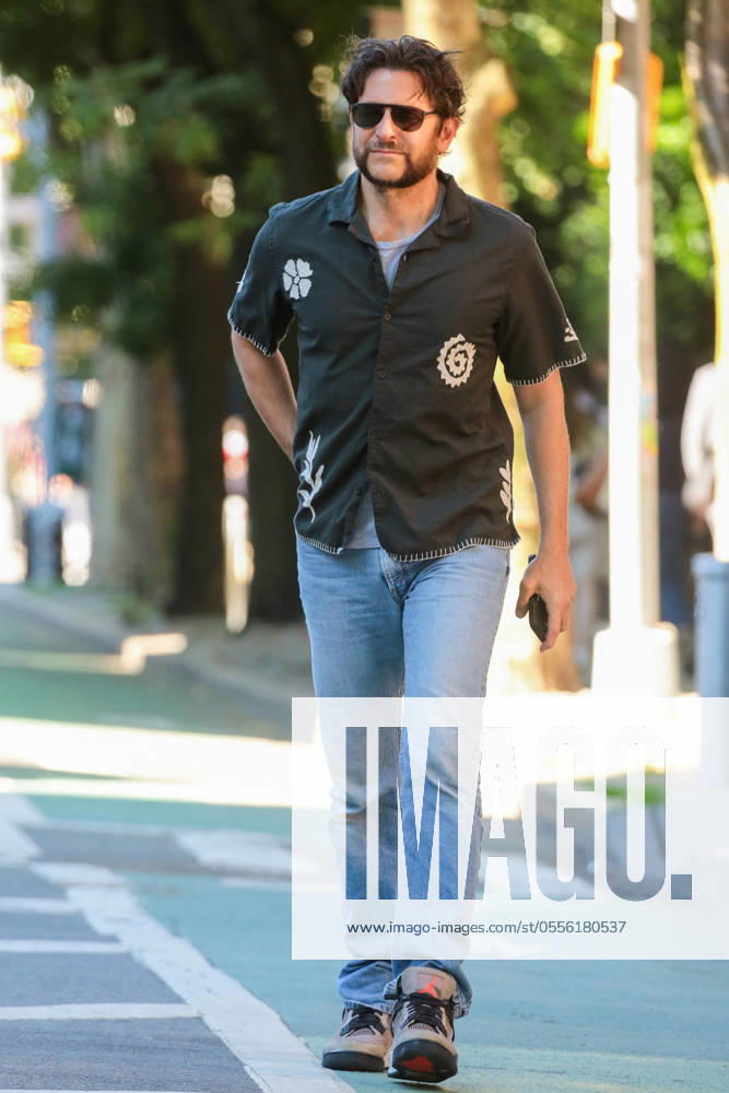 Bradley Cooper spotted out and about. Featuring: Bradley Cooper Where: New York, New York, United States When: 10 Jun 2024 Credit: BauerGriffin INSTARimages . NOT FOR USE BY NEWSPAPERS BASED IN THE UK.