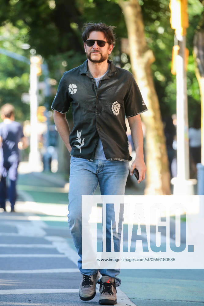 Bradley Cooper spotted out and about. Featuring: Bradley Cooper Where: New York, New York, United States When: 10 Jun 2024 Credit: BauerGriffin INSTARimages . NOT FOR USE BY NEWSPAPERS BASED IN THE UK.