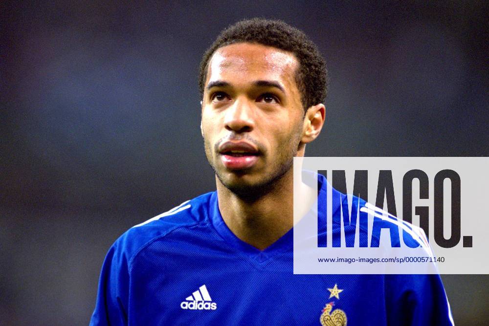 Thierry Henry (Frankreich) Fußball Länderspiel Herren Freundschaftsspiel 2002, Nationalmannschaft, Nationalteam, Porträt Länderspiel, Stade de France Paris
